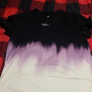 Mens Hollister shirts worn a couple times selling $10 a shirt